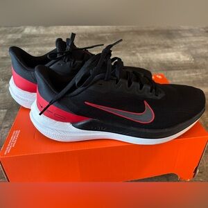 Nike Men’s 8.5